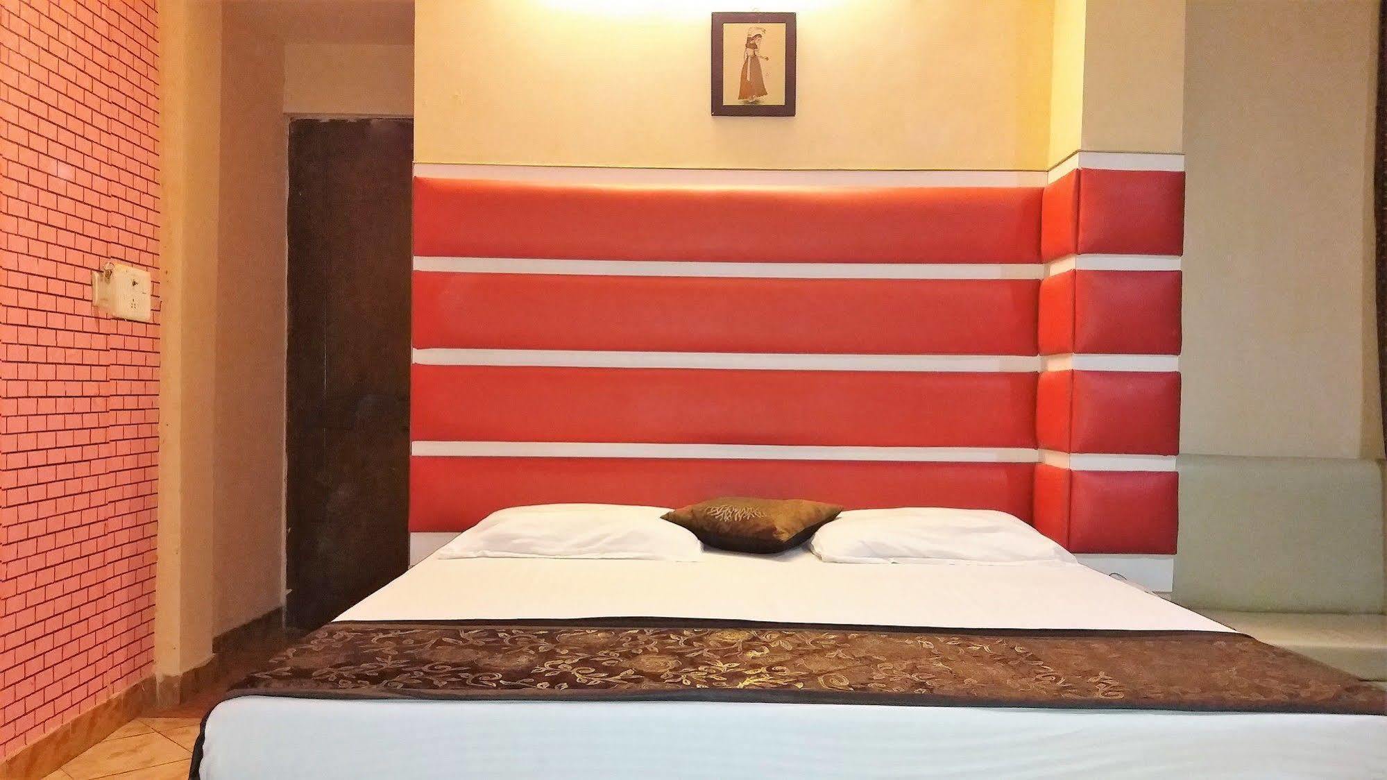 Hotel Kwality Neu-Delhi Exterior foto